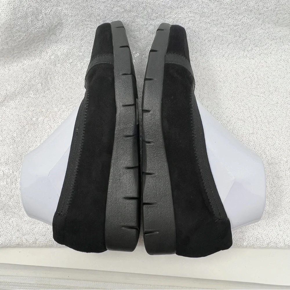 Clarks Artisan Daelyn Hill comfort black suede shoes